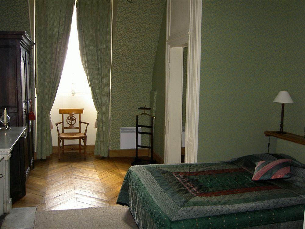 Chateau Du Marechal De Saxe Yerres Екстериор снимка