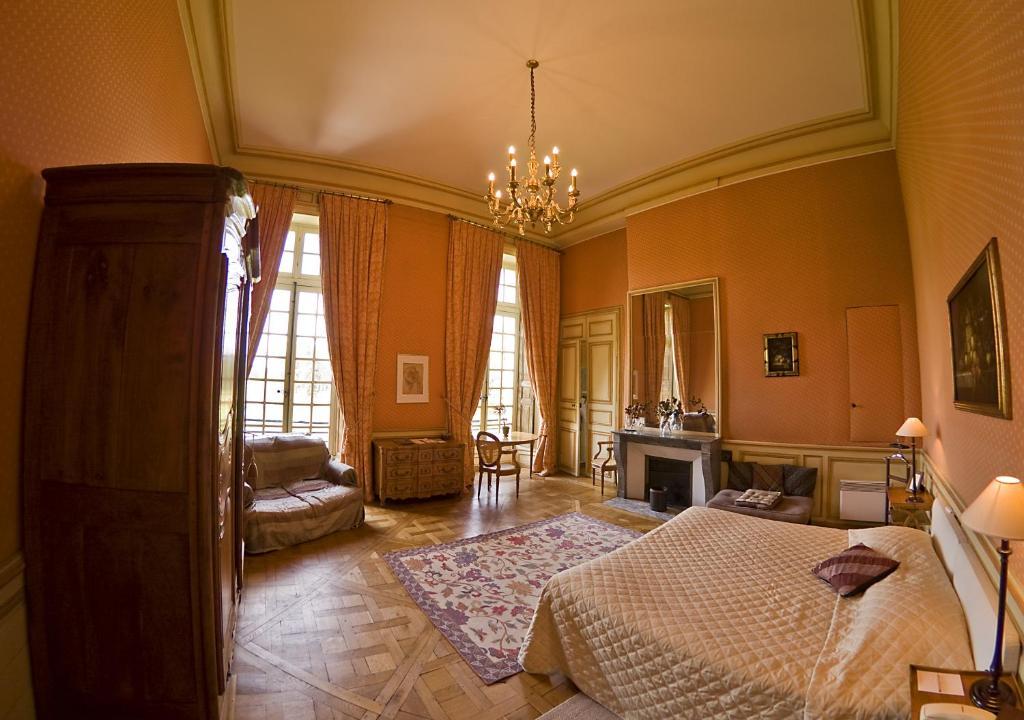 Chateau Du Marechal De Saxe Yerres Стая снимка