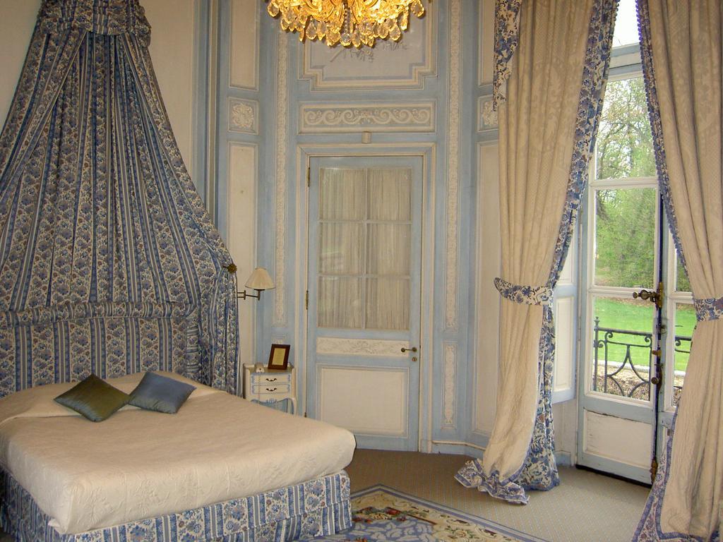 Chateau Du Marechal De Saxe Yerres Екстериор снимка