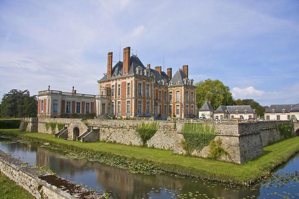 Chateau Du Marechal De Saxe Yerres Екстериор снимка